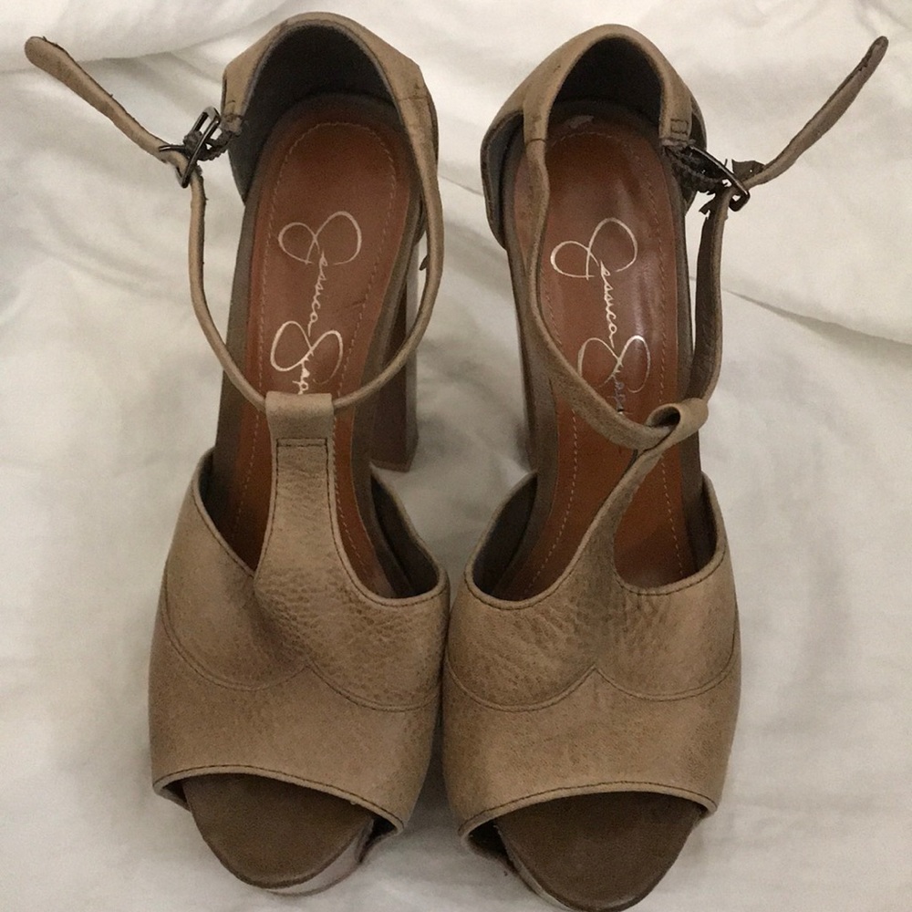 Jessica Simpson Dany platform heels 36 tan